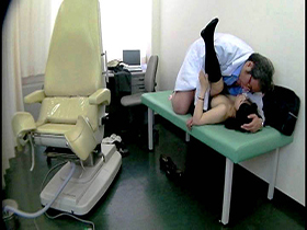 小児科医による卑猥行為の流出映像4時間3 12人　サンプル画像08